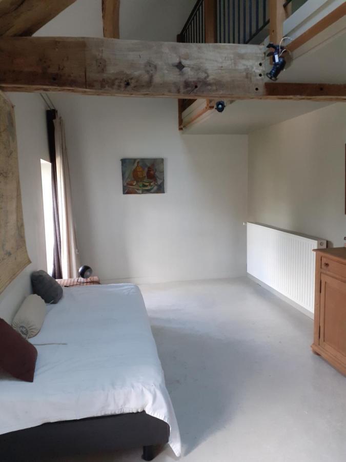 Ferme De La Basse-Cour Bed & Breakfast Gommerville ภายนอก รูปภาพ